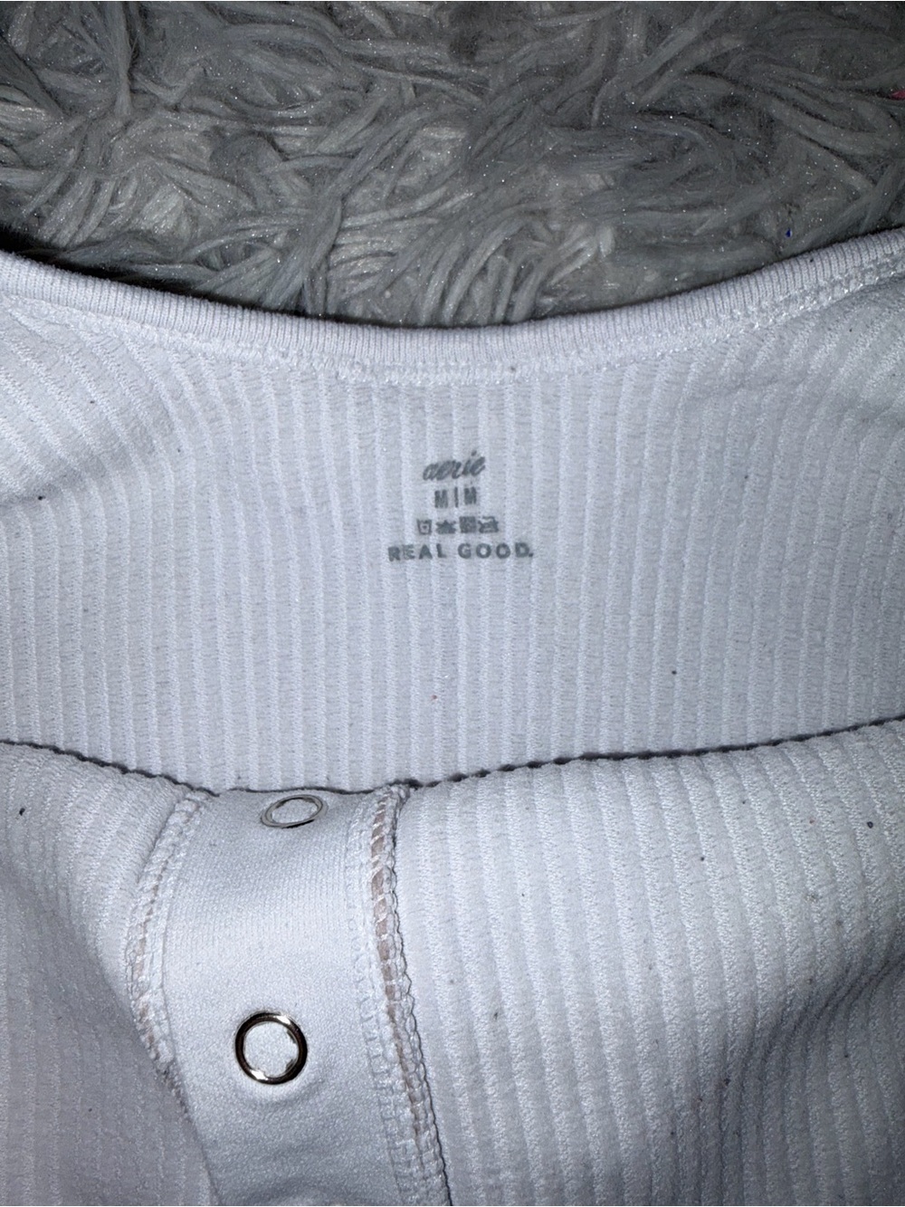 White Ribbed Snap-Front Crop Tank Top - Picture 3 of 3